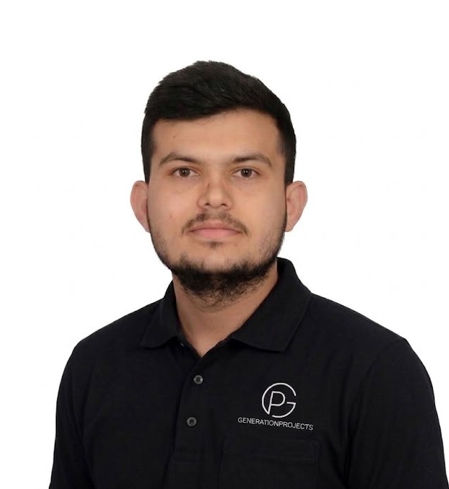Roni Elavia, Project Manager